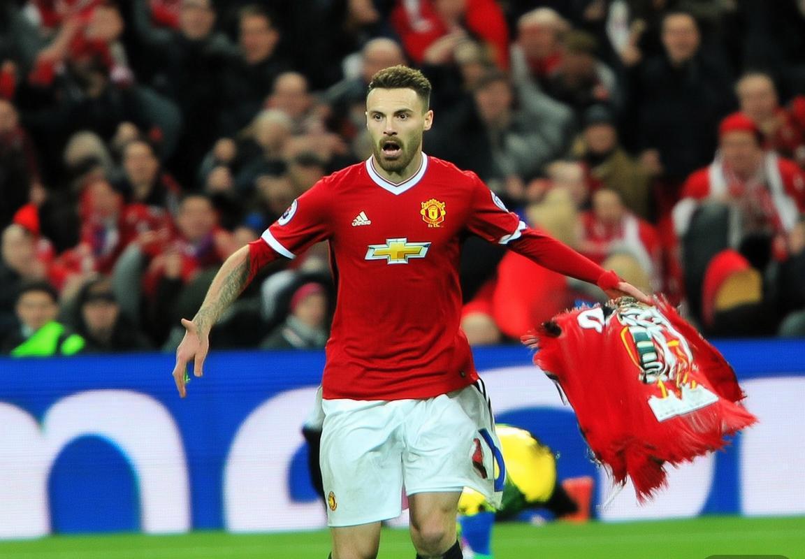 英超曼联vs利物浦直播与西甲强强对话录播观看指南